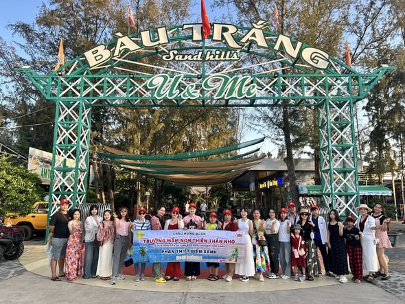 CÔNG TY TNHH HÀNH TRÌNH HAY TRAVEL